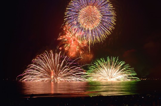［海辺の夜の祭典］鎌倉と葉山の花火大会、今年はナント連日開催される!!