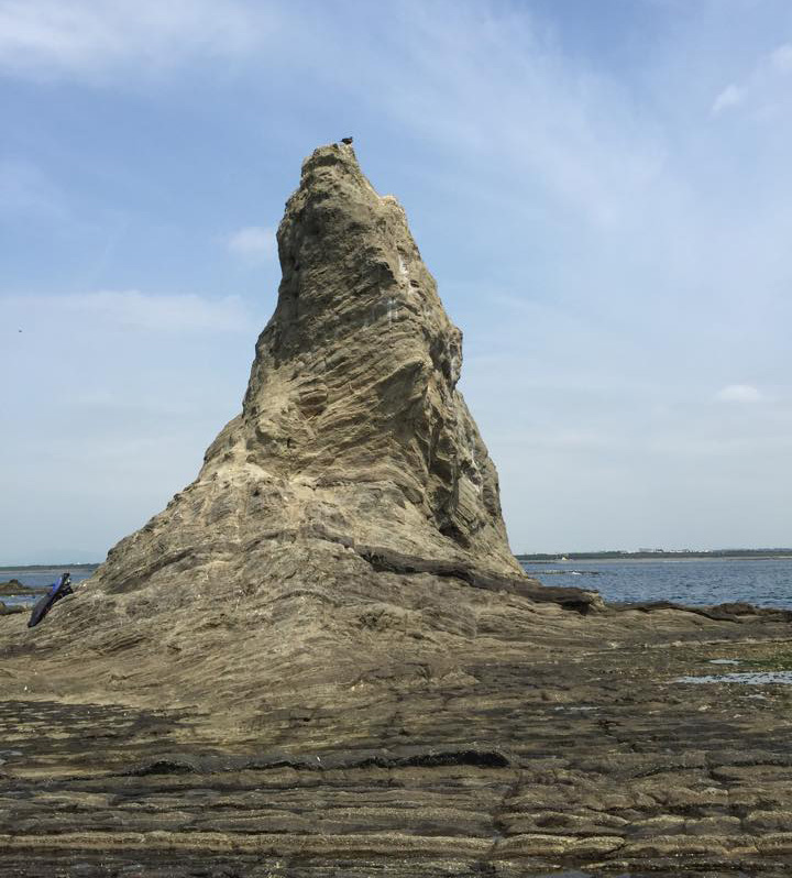 湘南・茅ヶ崎の象徴「烏帽子岩（えぼしいわ）」に上陸する！